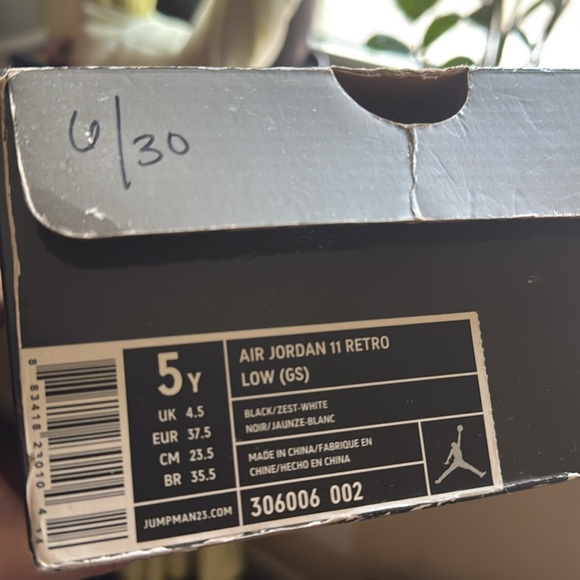 Jordan 11 retro low - Picture 8 of 8